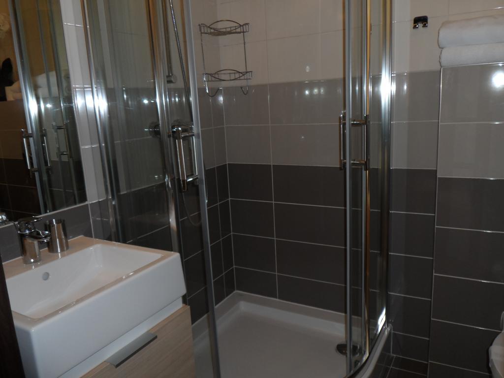 Atrium Luksusowe Apartamenty Sarbinowo Oda fotoğraf